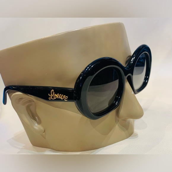 New LOEWE Sunglasses - Picture 6 of 13